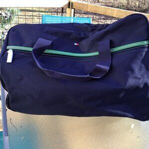 Tommy Hilfiger Weekender Bag Navy Green Strip Small Logo Zipper Outside Pocket